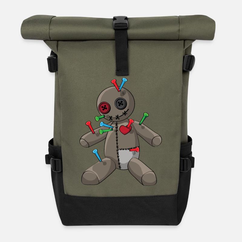 Phasmophobia Voodoo Puppe mit bunte Nadeln - Rolltop Rucksack - Olive/Schwarz