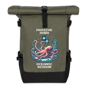 Ozeanische Weisheit | Passive Aura Oktopus Spruch - Rolltop Rucksack - Olive/Schwarz - Vorne