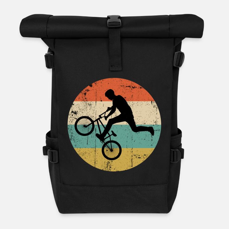 BMX Stunt Silhouette auf Retro Streifen - Rolltop Rucksack - Schwarz