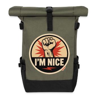 I’m Nice Fäuste-Statement - Rolltop Rucksack - Olive/Schwarz - Vorne