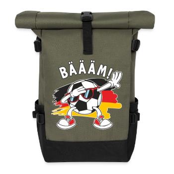 BÄÄM style cartoon dabping football Allemagne - Sac à dos roll top - olive/noir - Devant