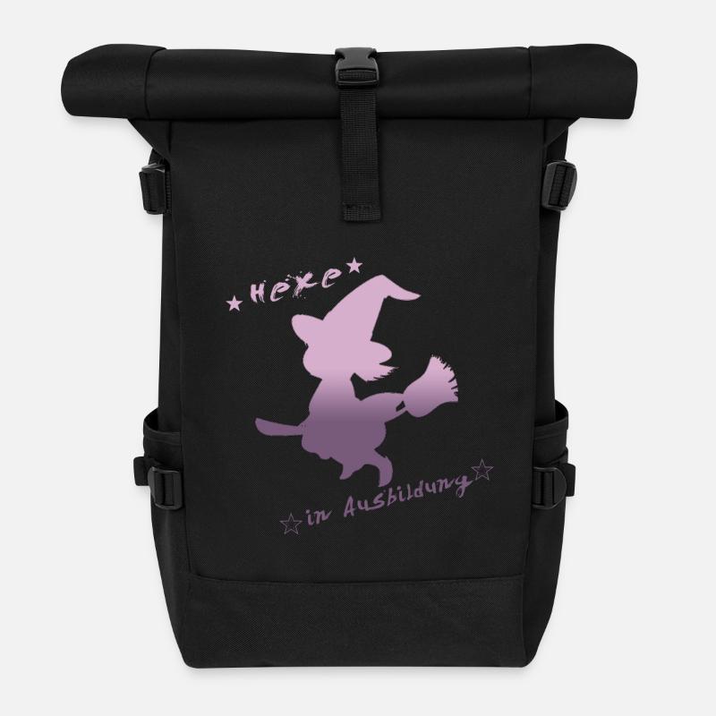 Hexe in Ausbildung Baby Langarmshirt - Rolltop Rucksack - Schwarz