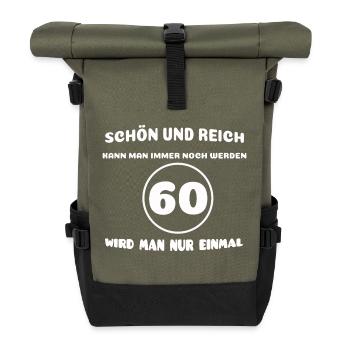60. Geburtstag: Lustiger Spruch - Rolltop Rucksack - Olive/Schwarz - Vorne