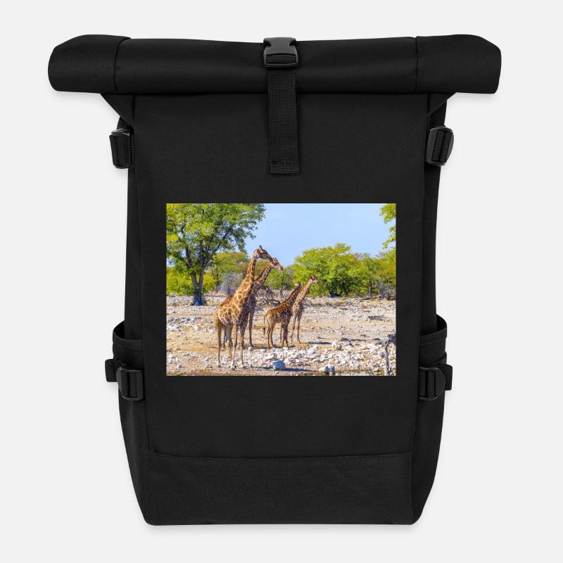 Giraffe und Landschaft im Etosha Nationalpark - Rolltop Rucksack - Schwarz