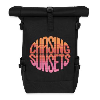 Chasing Sunsets Retro Sunset Typografie - Rolltop Rucksack - Schwarz - Vorne