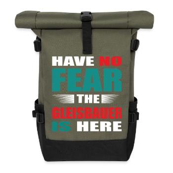 Have no Fear the Gleisbauer is here Outfit - Rolltop Rucksack - Olive/Schwarz - Vorne
