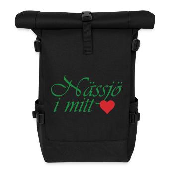 Nässjö in der Mitte – grüne Kalligraphie mit Herz - Rolltop Rucksack - Schwarz - Vorne