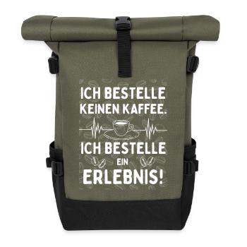 Kaffee ist ein Erlebnis – Kaffeekultur Design - Rolltop Rucksack - Olive/Schwarz - Vorne