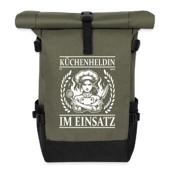 Küchenheldin im Einsatz, Design für die Köchin - Rolltop Rucksack - Olive/Schwarz - Vorne