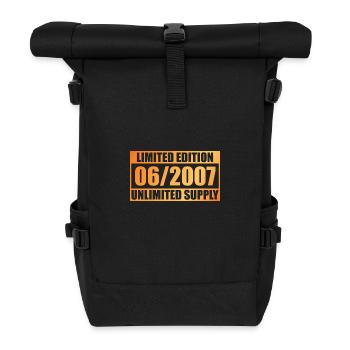 18. Geburtstag Limited Edition - ꝏ Supply 06/2007 - Rolltop Rucksack - Schwarz - Vorne