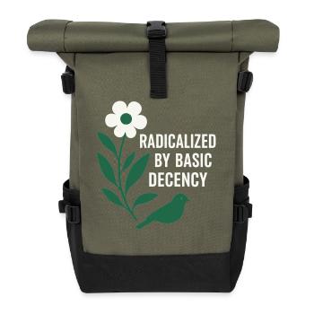 Radicalized By Decency Shirt for Activists - Rolltop Rucksack - Olive/Schwarz - Vorne