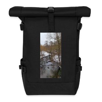 Winterfluss im Nebel - Rolltop Rucksack - Schwarz - Vorne