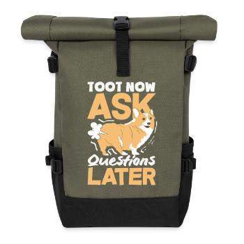 Öffentlicher Pfurz Lustig Unangemessen - Rolltop Rucksack - Olive/Schwarz - Vorne