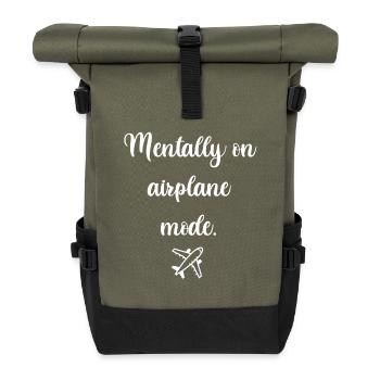 Mentally on Airplane Mode – Travel Vibes - Rolltop Rucksack - Olive/Schwarz - Vorne