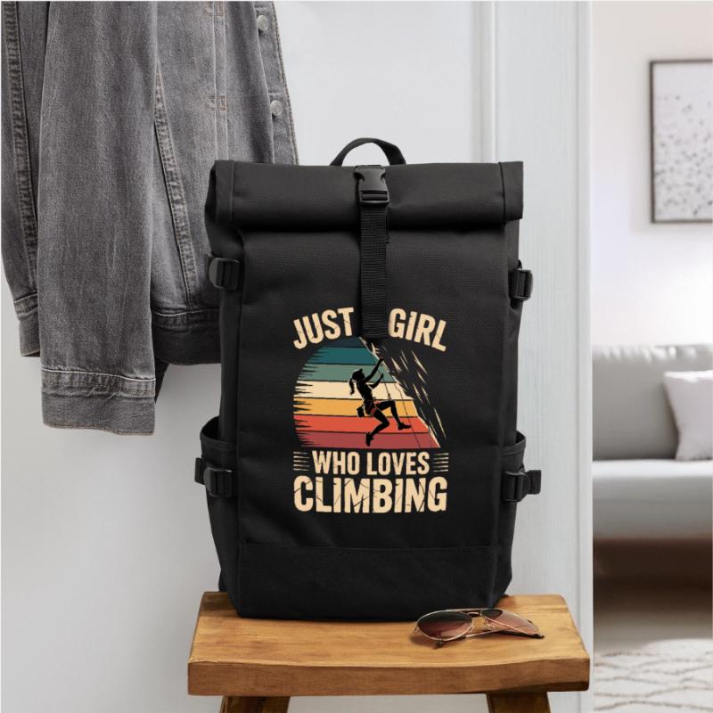 Einfach ein Mädchen, das das Klettern liebt Rolltop Rucksack