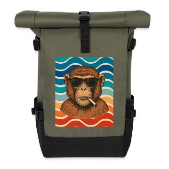 Wellen-Chimp mit Sonnenbrille - Rolltop Rucksack - Olive/Schwarz - Vorne