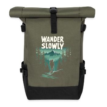 Wander Slowly Langsames Wandern Wald - Rolltop Rucksack - Olive/Schwarz - Vorne