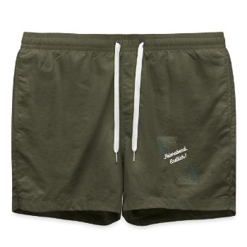 Heimatliebe Nord Feierabend Endlich!  - Badeshorts - Olive - Vorne - AI Model Male 185 light (185cm)