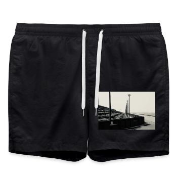 IMG 0025 - Badeshorts - Schwarz - Vorne - AI Model Male 185 light (185cm)