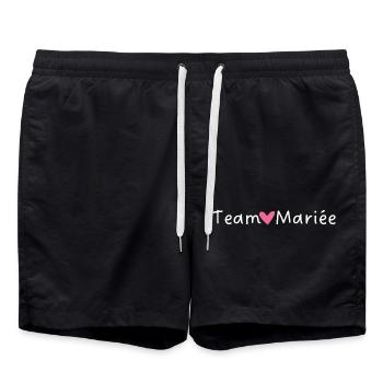 Team Die Braut Pink Heart - Badeshorts - Schwarz - Vorne - AI Model Male 185 light (185cm)