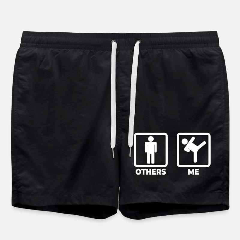 Karate Strichmännchen - Badeshorts - Schwarz