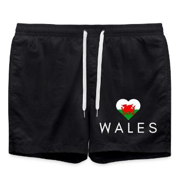 Herz mit walisischer Flagge, Meister Wales - Badeshorts - Schwarz - Vorne - AI Model Male 185 light (185cm)