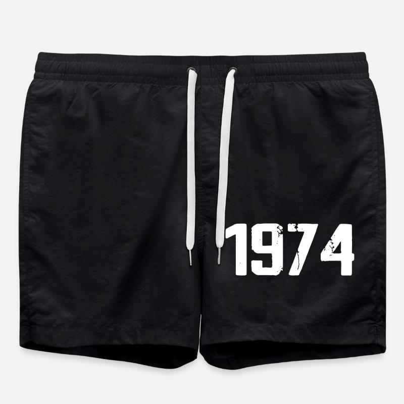 1974 – Großartig seit 1974 - Badeshorts - Schwarz