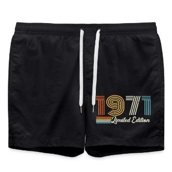 55. Geburtstag 1971 Jahrgang 1971  - Badeshorts - Schwarz - Vorne - AI Model Male 185 light (185cm)