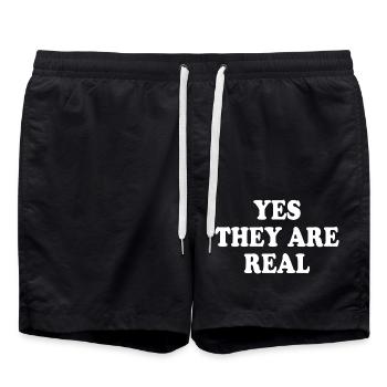 yes they are real - Badeshorts - Schwarz - Vorne - AI Model Male 185 light (185cm)