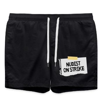 Nudist on strike - Badeshorts - Schwarz - Vorne - AI Model Male 185 light (185cm)