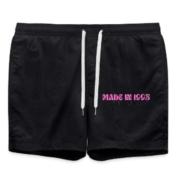 Made in 1993 - Perfektion seit Tag 1 - Badeshorts - Schwarz - Vorne - AI Model Male 185 light (185cm)