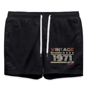Novembre 1971 - Short de bain - noir - Devant - AI Model Male 185 light (185cm)