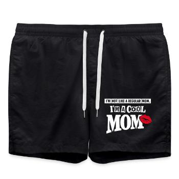Cool Mom Shirt – Cadeau de la fête des mères avec un baiser drôle - Short de bain - noir - Devant - AI Model Male 185 light (185cm)