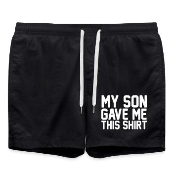 Mein Sohn hat mir dieses Hemd geschenkt. Stolze Mama, stolze Sohn. - Badeshorts - Schwarz - Vorne - AI Model Male 185 light (185cm)