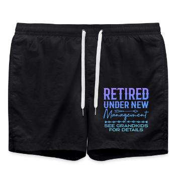 Unter neuer Leitung in den Ruhestand getreten Siehe Enkelkinder - Badeshorts - Schwarz - Vorne - AI Model Male 185 light (185cm)