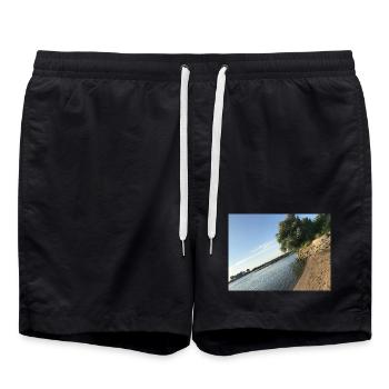 Natur am Fluss mit Bäumen und Ufer - Badeshorts - Schwarz - Vorne - AI Model Male 185 light (185cm)