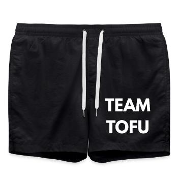 Team Tofu – Vegan Statement - Badeshorts - Schwarz - Vorne - AI Model Male 185 light (185cm)