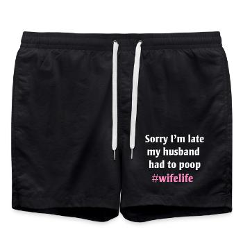 Fin de la vie de l’épouse Tee sur la blague sur les crottes - Short de bain - noir - Devant - AI Model Male 185 light (185cm)