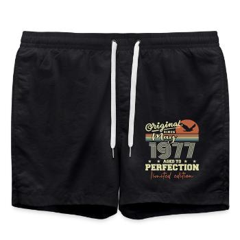 Mai 1977 | Mai 1977 Mai 1977 Geburtstagsgeschenk - Badeshorts - Schwarz - Vorne - AI Model Male 185 light (185cm)