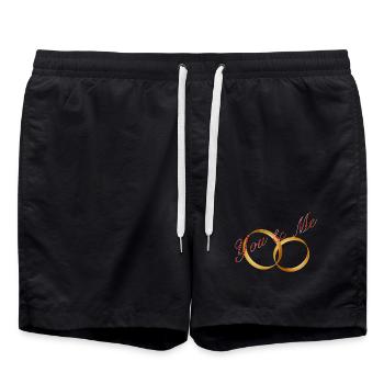Goldene Ringe mit You & Me Schriftzug - Badeshorts - Schwarz - Vorne - AI Model Male 185 light (185cm)