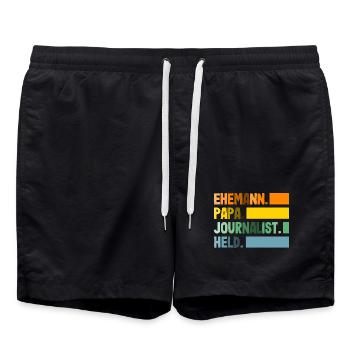 Papa Ehemann Investigativer Reporter Journalisten - Badeshorts - Schwarz - Vorne - AI Model Male 185 light (185cm)