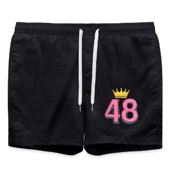 48 Zahl Trikot Krone - Badeshorts - Schwarz - Vorne - AI Model Male 185 light (185cm)