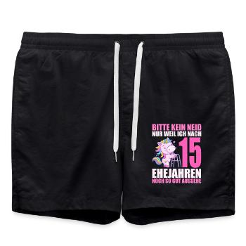 15 Jahre verheiratet lustig 15. Hochzeitstag - Badeshorts - Schwarz - Vorne - AI Model Male 185 light (185cm)