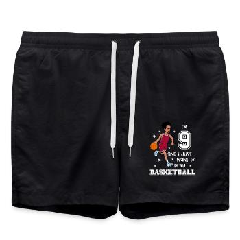 Un garçon joue au basketball - J’ai 9 ans - Short de bain - noir - Devant - AI Model Male 185 light (185cm)