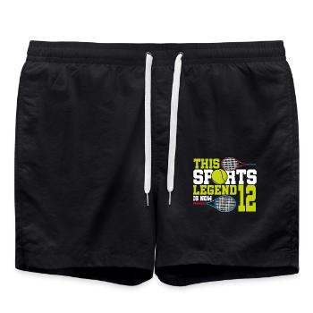 Diese Sportlegende Ist Jetzt 12, Tennis 12. - Badeshorts - Schwarz - Vorne - AI Model Male 185 light (185cm)