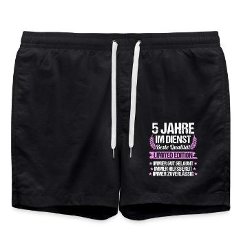 5 Jahre im Dienst 5 Jähriges Dienstjubiläum - Badeshorts - Schwarz - Vorne - AI Model Male 185 light (185cm)