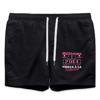 Frau Jahrgang 2014 Geburtstagsgeschenk Humor - Badeshorts - Schwarz - Vorne - AI Model Male 185 light (185cm)