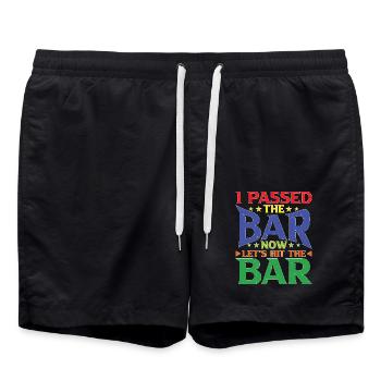 I Passed The Bar Now Let's Hit The Bar 5 - Badeshorts - Schwarz - Vorne - AI Model Male 185 light (185cm)