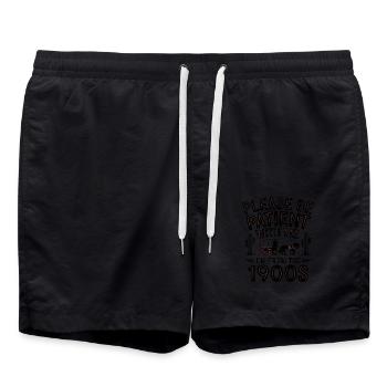 Bitte Hab Geduld Mit Mir Ich Komme Aus Den - Badeshorts - Schwarz - Vorne - AI Model Male 185 light (185cm)
