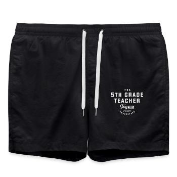 Berufsbezeichnung des Lehrers der 5. Klasse Idee für Geburtstagsarbeiter - Badeshorts - Schwarz - Vorne - AI Model Male 185 light (185cm)